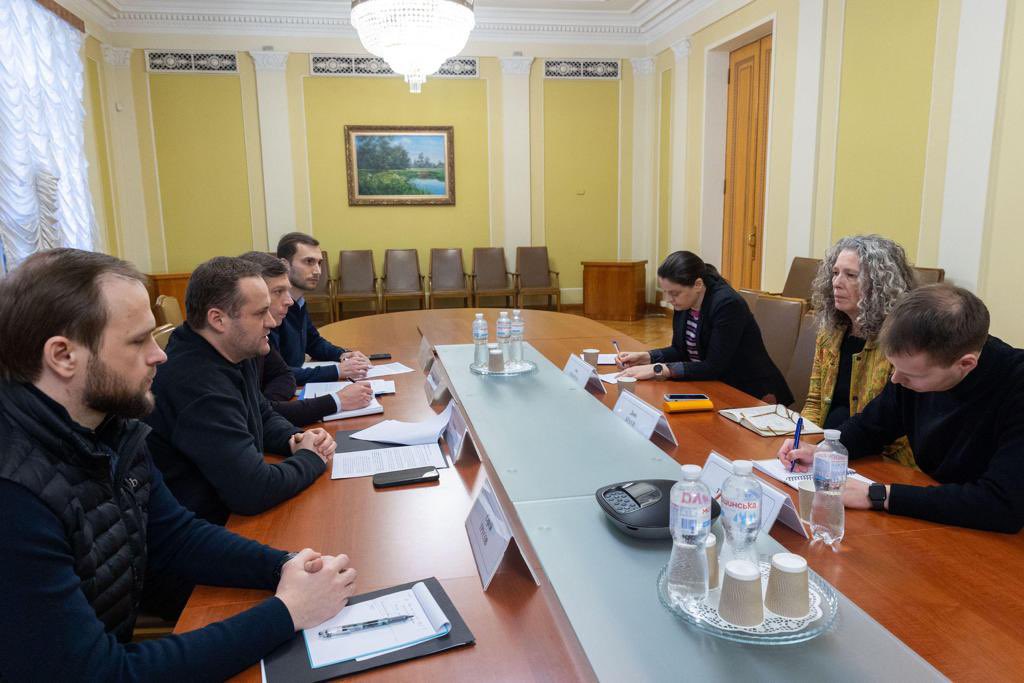 Ukraine CRF UN RC Denise Brown meeting with Oleksiy Kuleba