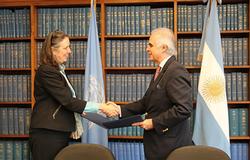 The Government of Argentina makes its first contribution to the Peacebuilding Fund