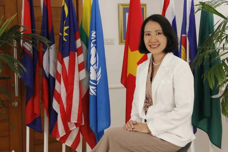 Sooksiri Chamusk? Ms. Chamsuk has been with the UNIDO regional programme officer and deputy representative Regional Office in Thailand