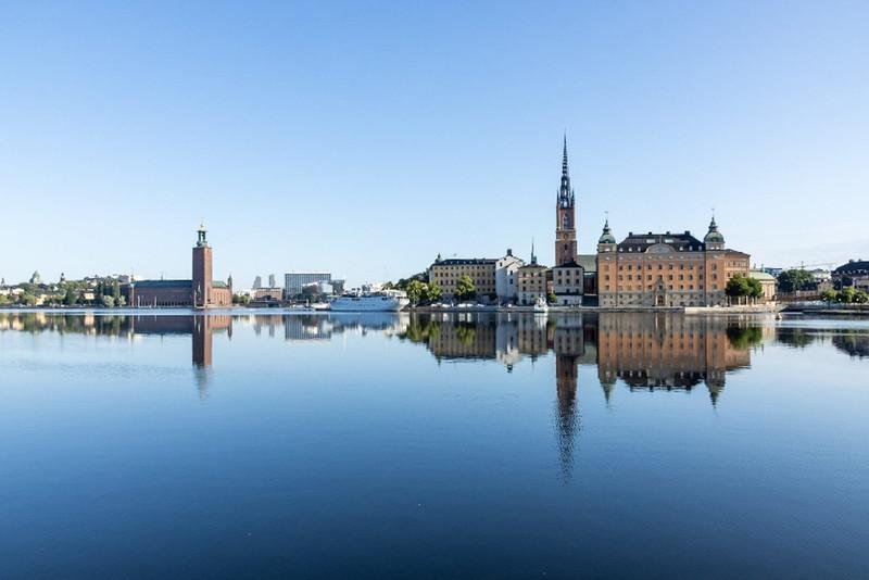 Swedish parliament building, view from the water