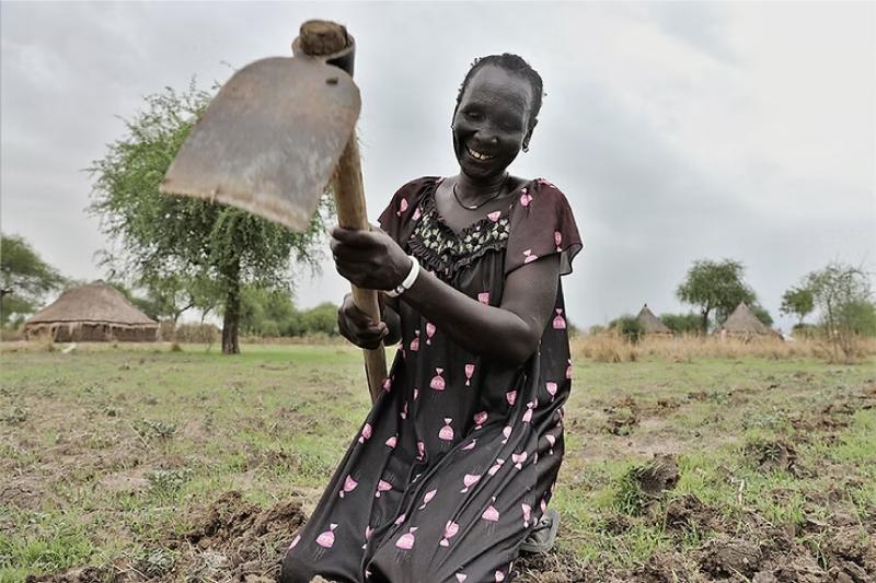 Sarah leads a women’s farming group helping to bring stability back to Walgak. Photo: WFP/Marwa Awad